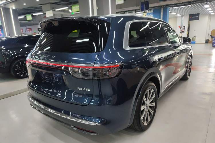 Used Hima AITO M8 2025 Model Pure Electric Max+ Six-Seat Four-Wheel-Drive Version