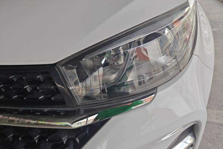 Used Chery Tiggo 3 2020 Million Global Edition 1.5L Manual Fashion Model Left Front Headlight