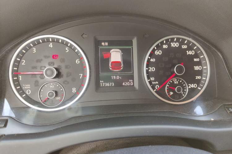 Used Volkswagen Tiguan 2015 1.8TSI Automatic Two-Wheel Drive Luxury Model