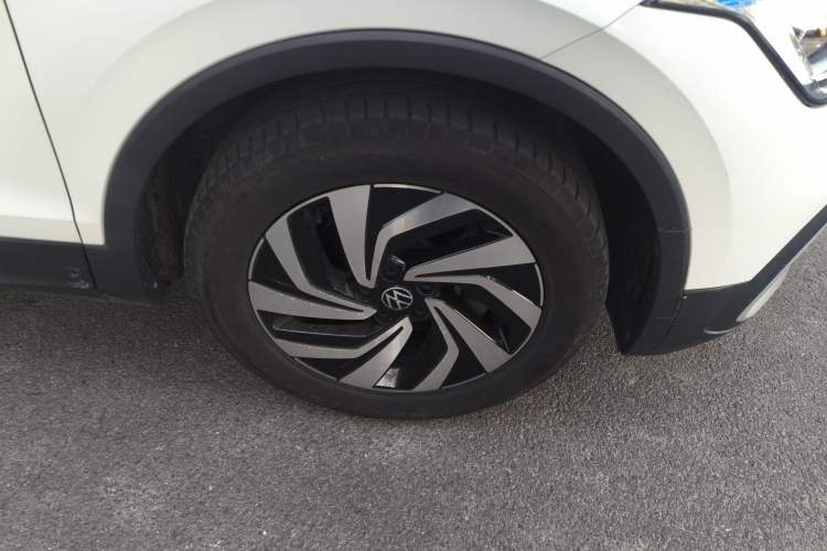 Used Volkswagen Tiguan L 2023 300TSI Automatic Two-Wheel Drive Smart Edition
