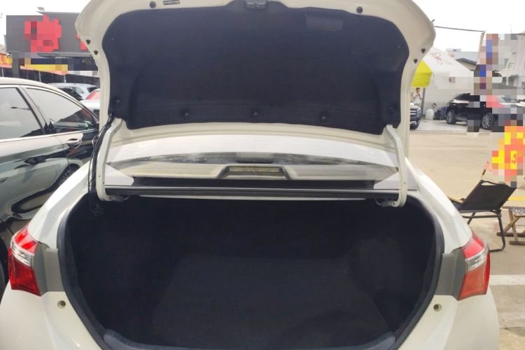 Used Toyota Corolla 2017 Revised Version 1.2T S-CVT GL Trunk