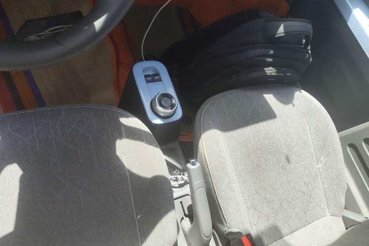 Used Geely Galaxy Panda 2024 Panda Mini 200km Endurance Bear
