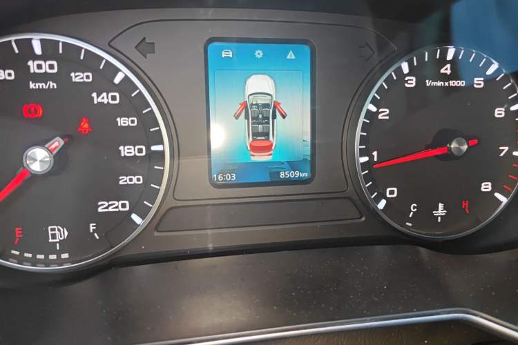 Used Roewe RX3 2021 PRO 1.6L Manual Flagship Model
