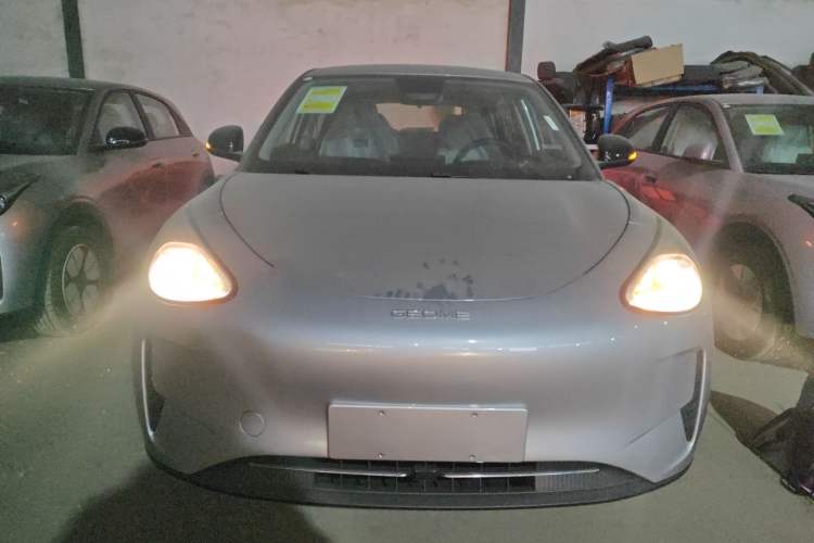 Used Geely Galaxy Geome 2026 Model 310km Youth Edition
