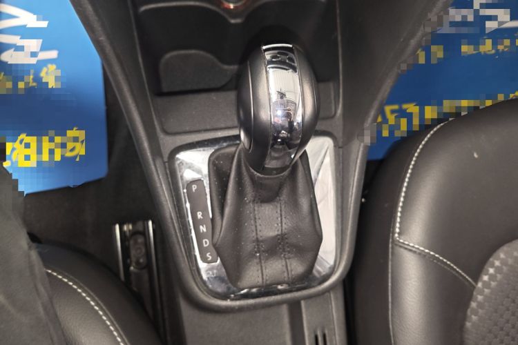 Used Volkswagen Santana 2015 Haval H6 1.6L Automatic Comfort Model
