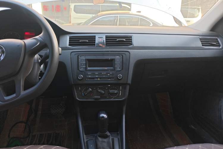 Used Volkswagen Santana 2021 1.5L Automatic Fashion Edition
