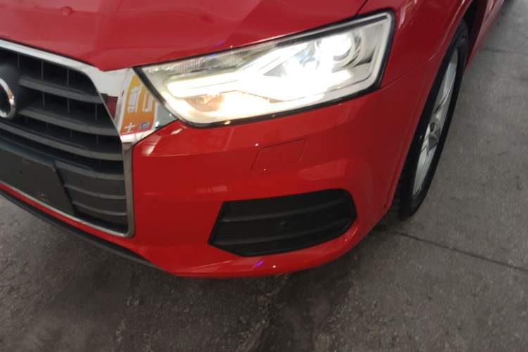 Used Audi Q3 2017 30 TFSI Sport Edition Left Front Headlight