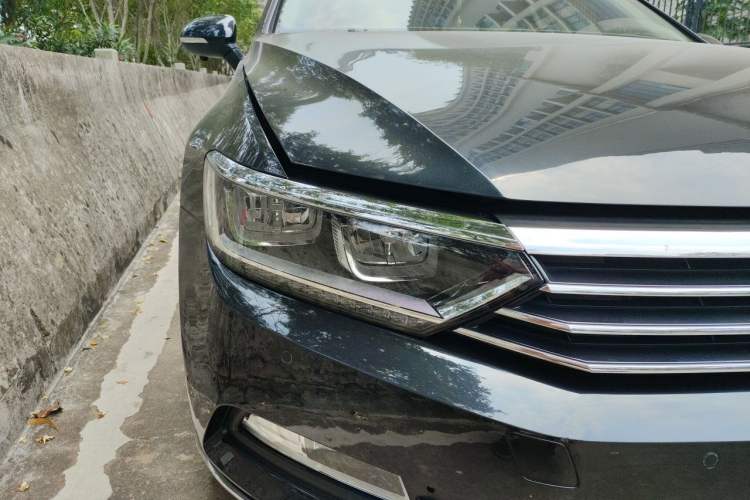 Used Volkswagen Magotan 2017 330TSI DSG Luxury Model