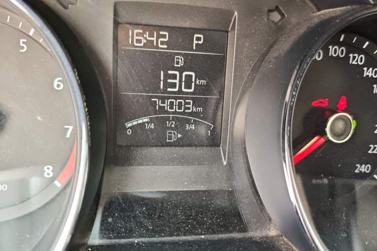 Used Volkswagen Bora 2014 1.6L Automatic Fashion Model