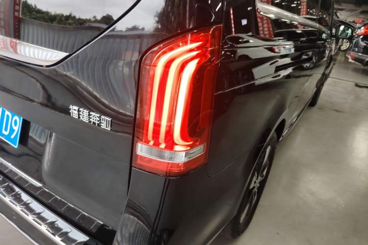 Used Mercedes-Benz V-Class 2020 V 260 L Long-wheelbase Luxury Edition