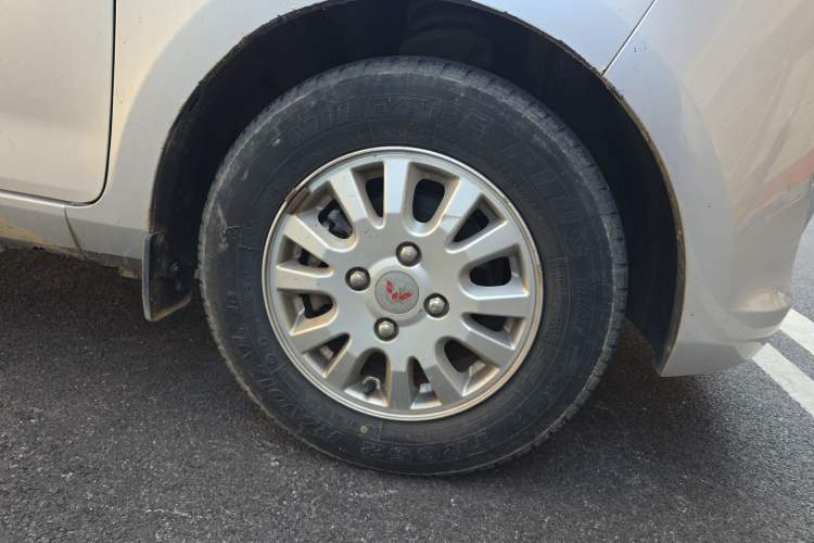 Used Wuling Rongguang V 2018 1.5L Standard Version
