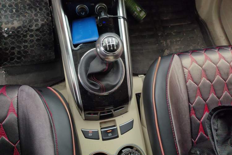 Used Zotye Domy X5 2017 Value Edition 1.6L Manual Fashion Model
