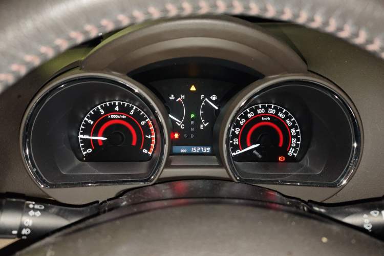 Used Toyota Highlander 2011 2.7L Two-Wheel Drive 7-Seater Luxury Edition
