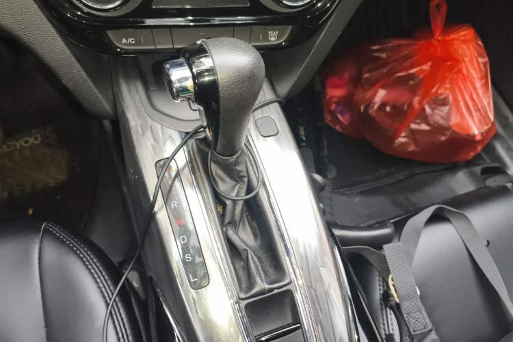 Used Honda XR-V 2020 1.5L CVT Comfort Version Gear Lever