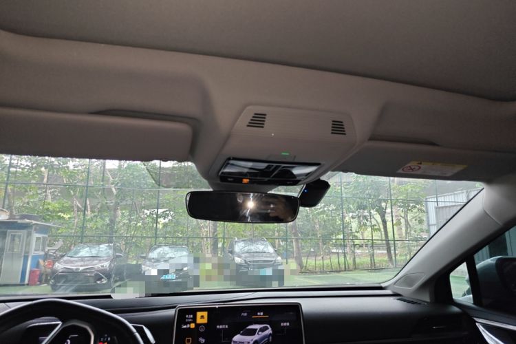 Used Volkswagen ID.6 X 2023 Pure Long-Range Version Headliner