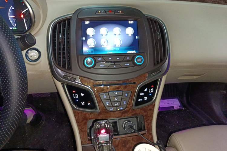Used Buick LaCrosse 2013 3.0L SIDI V6 Smart Luxury Flagship Model
