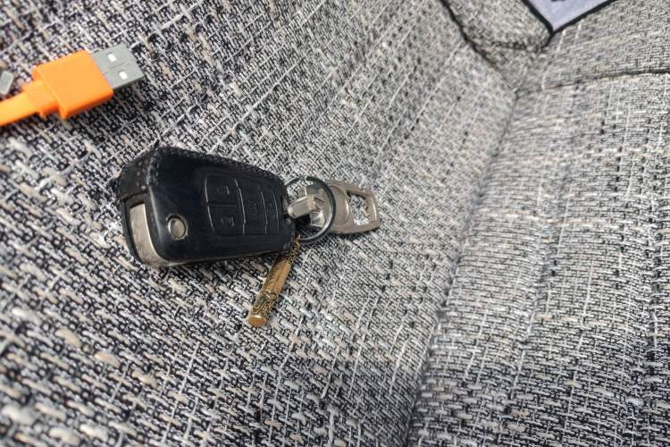 Used Chevrolet Malibu 2017 1.5T Automatic Luxury Edition Vehicle Key