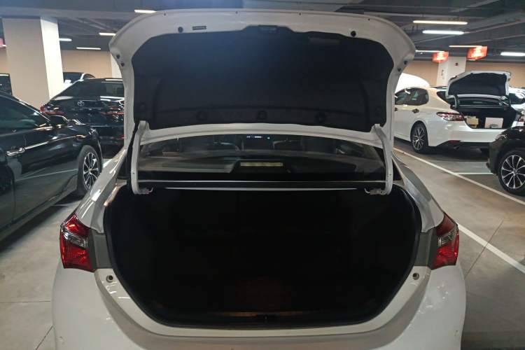 Used Toyota Corolla 2017 Revised Version 1.2T S-CVT GL-i
