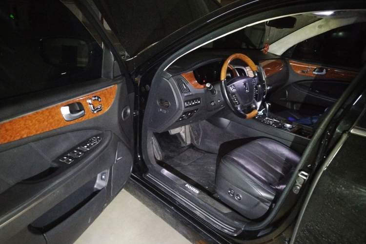 Used Hyundai Equus 2012 3.8 GDi Luxury Edition Driver Seat