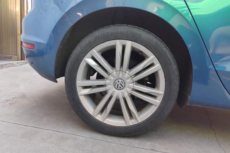 Used Volkswagen Golf Sportsvan 2016 230TSI Automatic Luxury Version