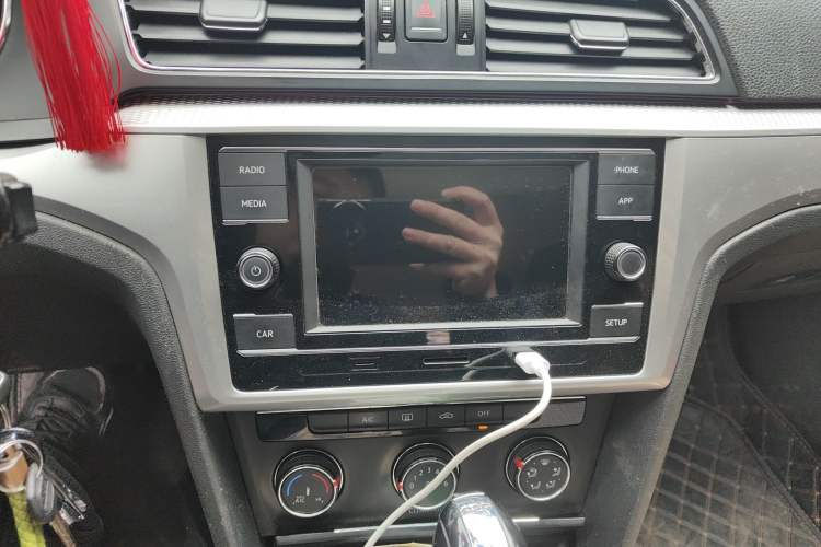 Used Volkswagen Lamando 2015 230TSI DSG Fashion Edition
