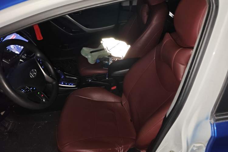 Used Hyundai Elantra (5th Generation / Langdong) 2013 1.6L Automatic Leading Model Left Front Seat