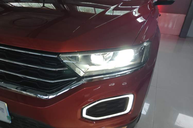 Used Volkswagen T-ROC 2019 280TSI DSG Two-Wheel Drive Comfort Version China VI Standard