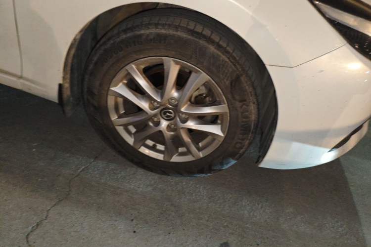 Used Mazda Mazda 3 Axela 2017 Sedan 1.5L Automatic Comfort Model Emission Standard China V
