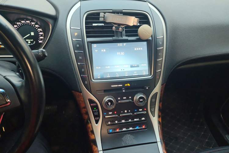 Used Lincoln MKX 2018 2.7T Four-Wheel Drive Prestige Edition