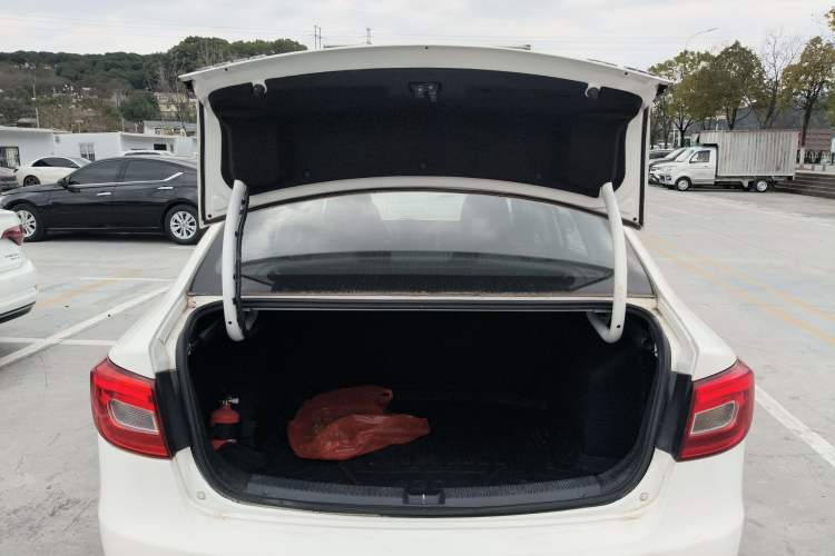 Used Bestune B30 2016 1.6L Automatic Luxury Model