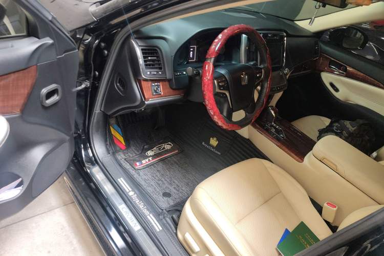 Used Toyota Crown 2015 2.5L Smart Edition Driver Seat