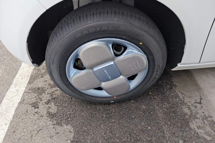 Used Geely Galaxy Panda 2024 Panda Mini 200km Endurance Bear
