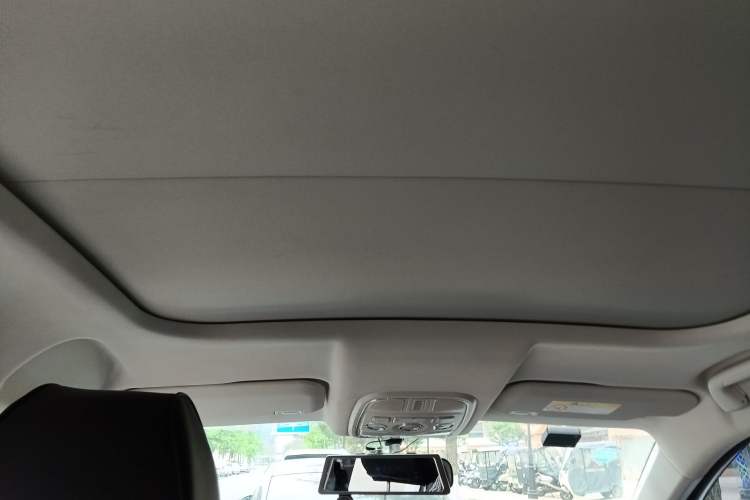 Used Haval H2s 2018 Red-Label 1.5T Dual-Clutch Elite Model Headliner