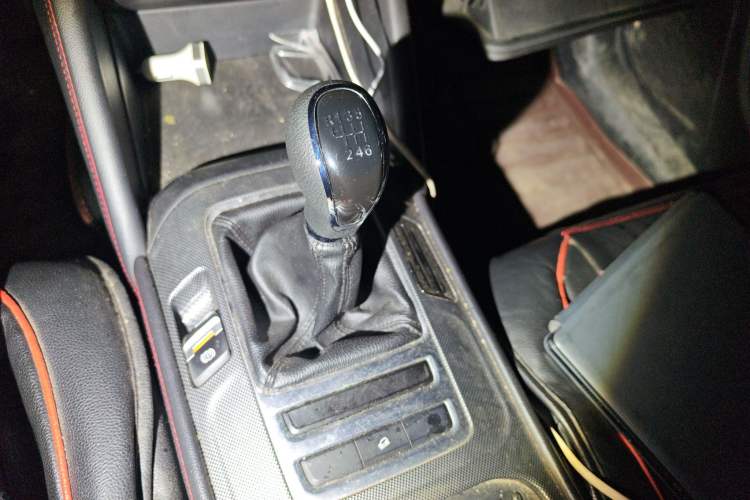 Used Changan CS55 2017 1.5T Manual Colorful Edition