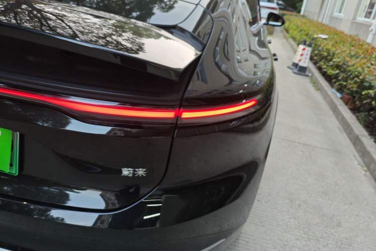 Used Nio ET9 2025 100kWh Signature Edition
