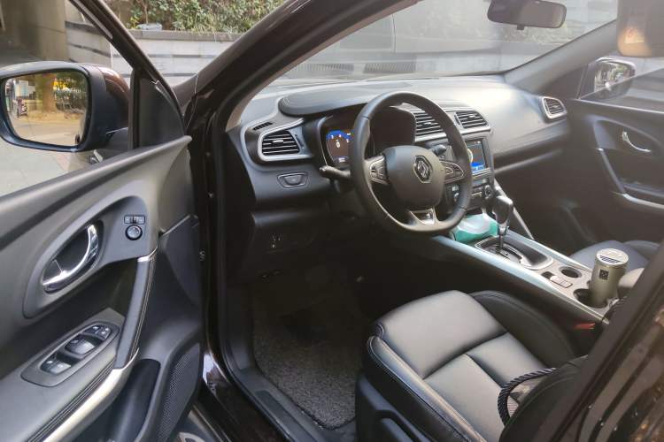 Used Renault Kadjar 2017 2.0L Two-Wheel-Drive Leading Edition