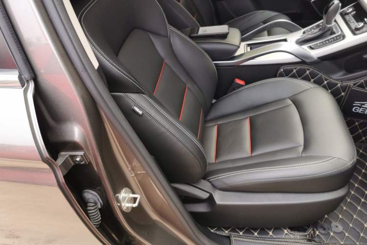 Used Geely Auto Emgrand X7 Sport 2018 1.8TD Automatic Two-Wheel Drive Smart Connect 4G Internet Edition