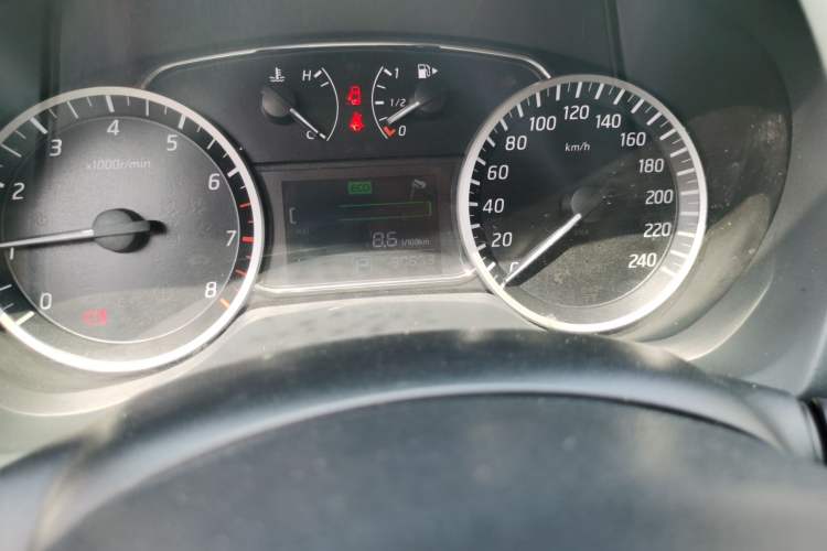 Used Nissan Sylphy 2019 1.6XE CVT Comfort Edition China VI Standard Odometer Close Up