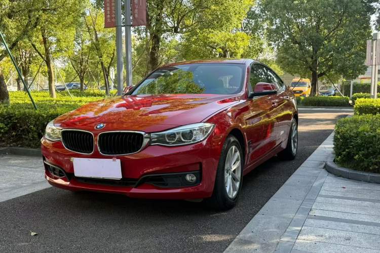 Used BMW 3 Series GT 2014 320i Leading Model