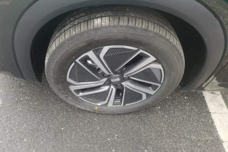 Used Geely Galaxy Galaxy Xingjian 7 EM-i 2025 120km Launch+ Version