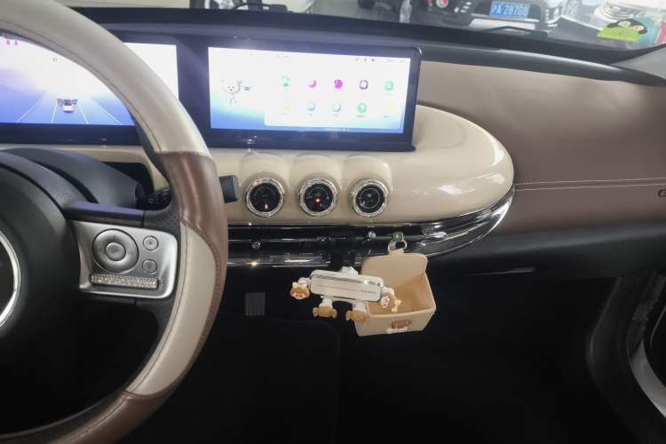 Used Wuling Bingo 2023 333 km Lingxi Connected+ Version
