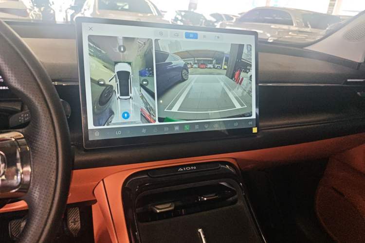 Used AION V 2024 Aion Tyrannosaurus 650 Smart Luxury Edition
