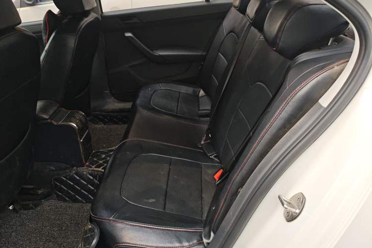 Used Volkswagen Santana 2019 1.5L Automatic Fashion Edition China VI Left Rear Seat