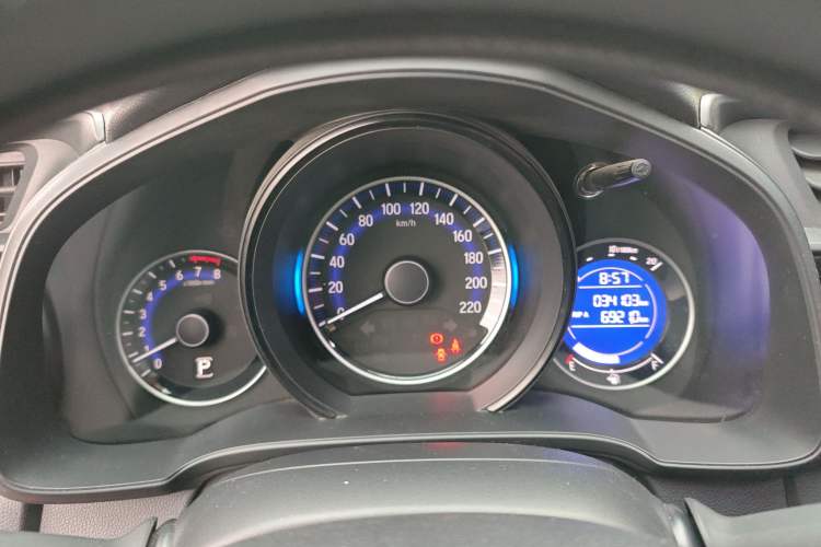 Used Honda Fit 2016 1.5L LXS CVT Comfort Sunroof Version