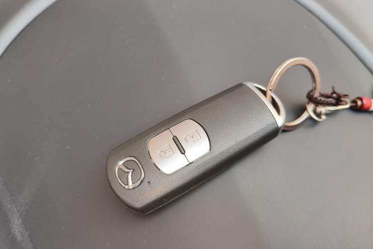 Used Mazda CX-4 2021 2.0L Automatic Two-Wheel Drive Blue Sky Dynamic Edition Vehicle Key