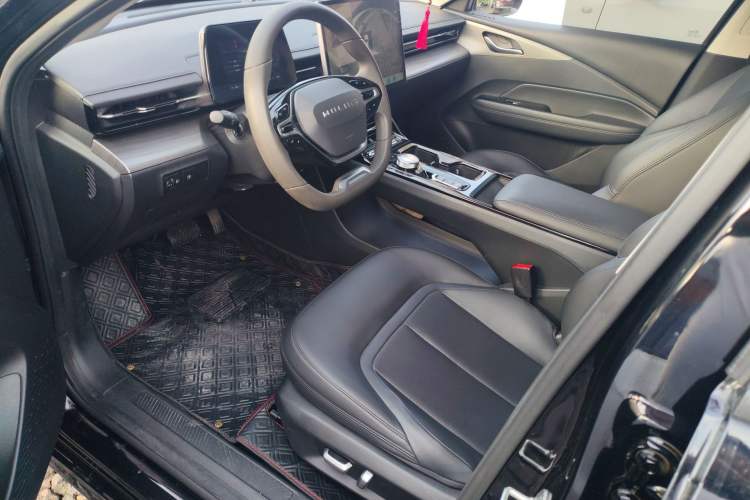 Used Wuling Xingguang 2023 70 Standard Edition Left Front Seat