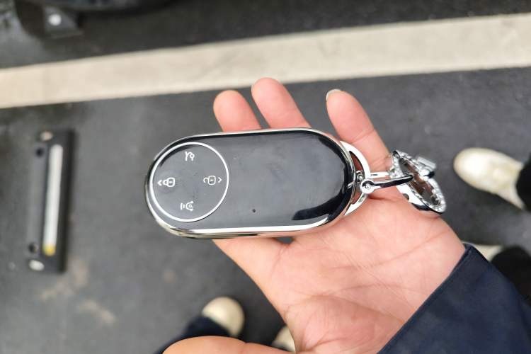 Used Hima Luxeed R7 2025 Extended-Range 331km Ultra
