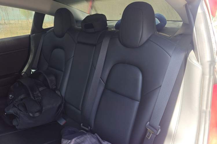 Used Tesla Model 3 2019 Long-Range All-Wheel-Drive Version