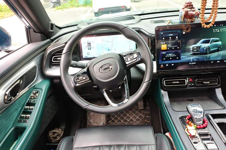 Used GAC Trumpchi GS8 2022 Double-Energy Series 2.0TM Two-Wheel Drive Prestige Edition (6 Seats)
