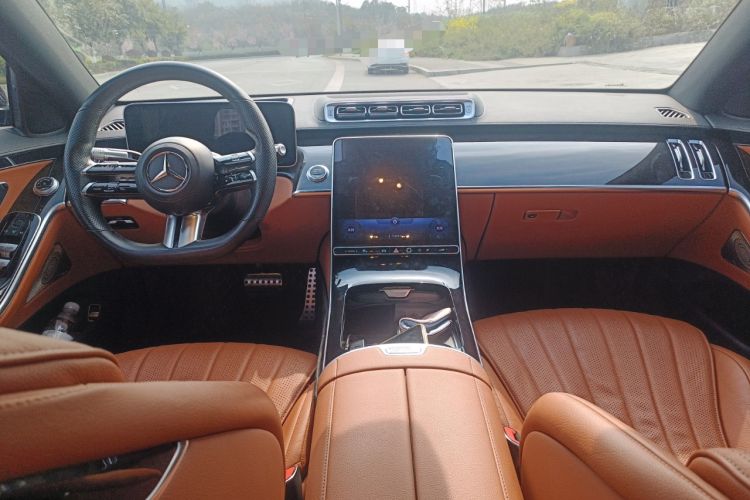 Used Mercedes-Benz S-Class 2021 S 450 L 4MATIC Center Console